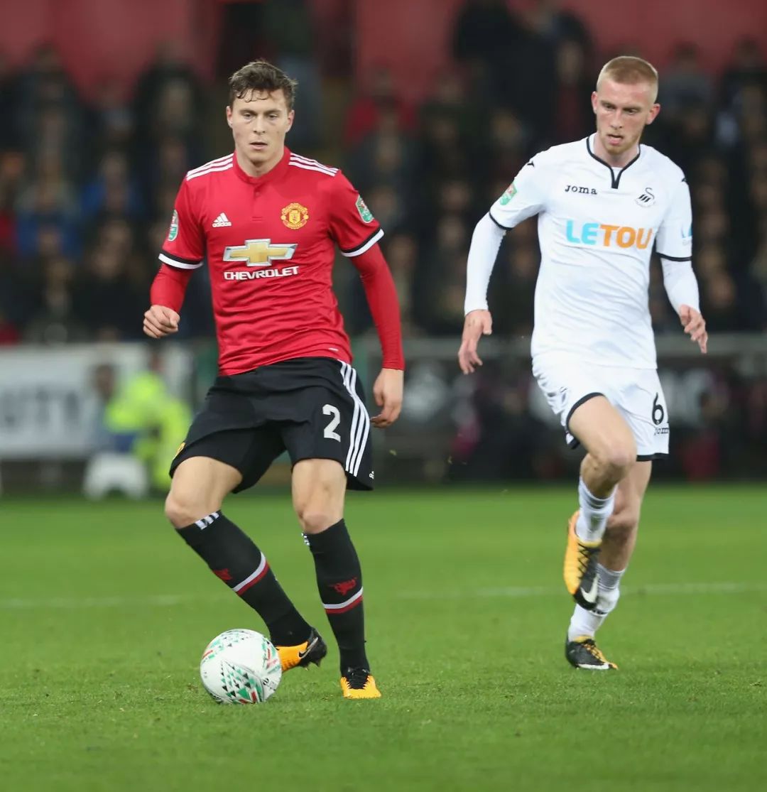 当地和国际 当地和国际