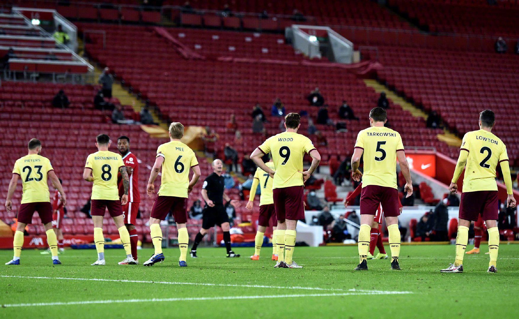 关注他们的 关注他们的