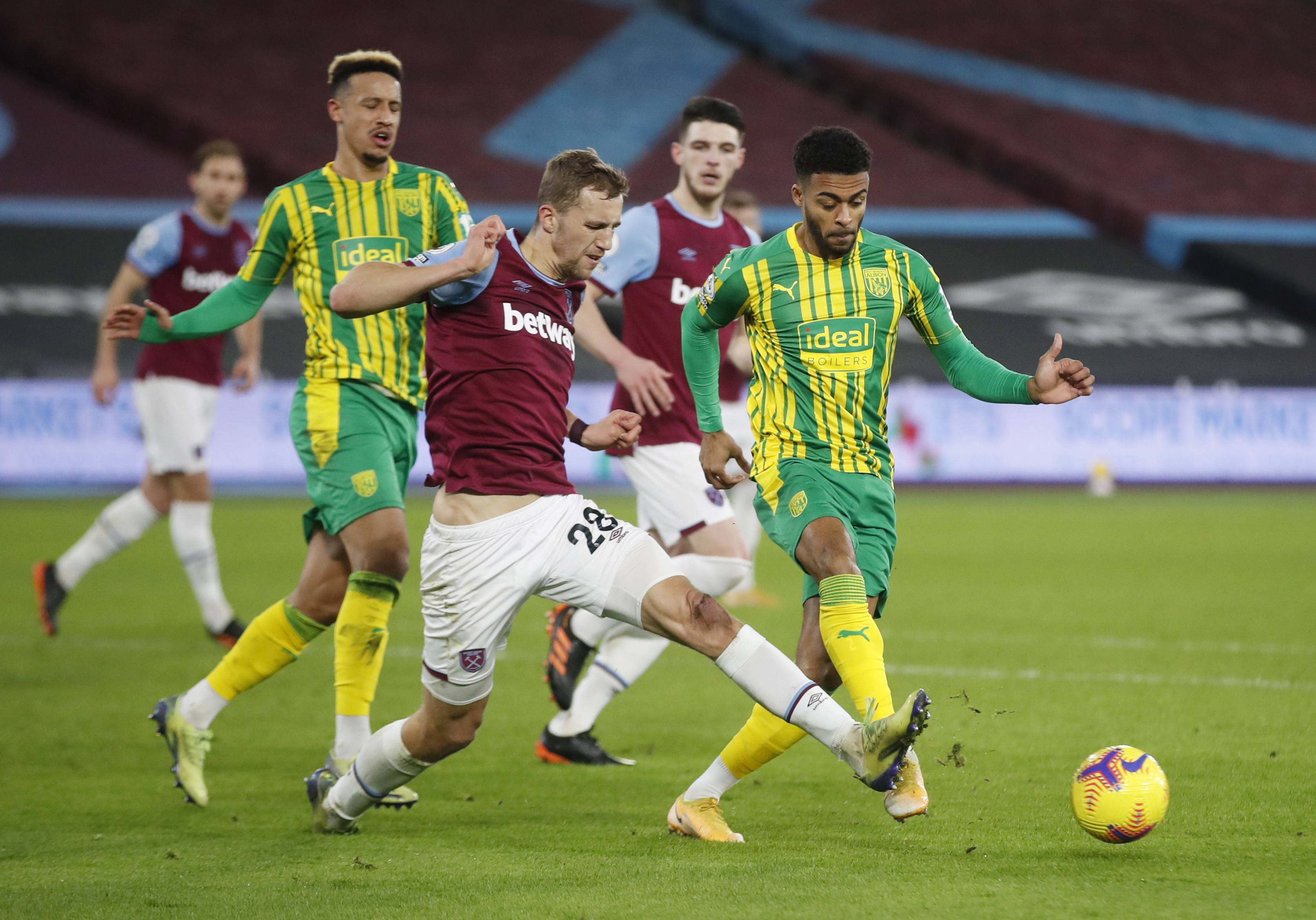 曼不仅仅是 曼不仅仅是